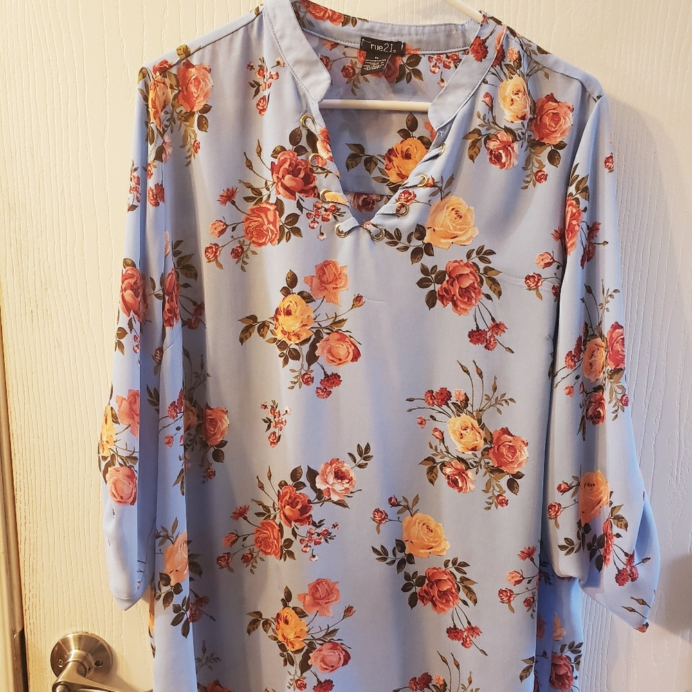 Rue21 Floral Blouse
